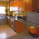Beautiful With Shared Pool,vila Da Appartement