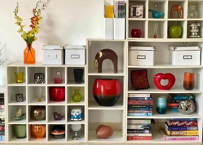 Beautiful With Shared Pool,vila Da אלבור