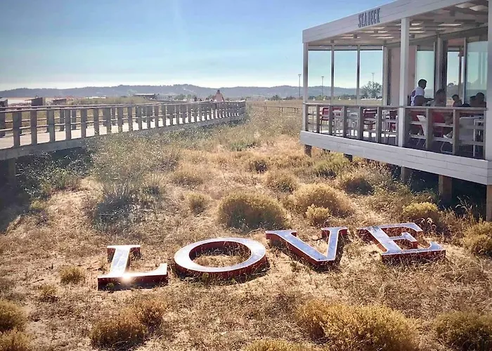 דירה Beautiful With Shared Pool,vila Da אלבור