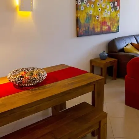 Apartment Beautiful With Shared Pool,vila Da