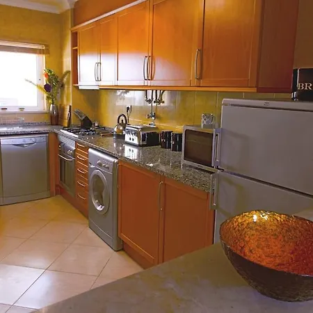Beautiful With Shared Pool,vila Da Apartment